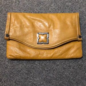 BCBG MAXAZRIA 🟡 leather clutch